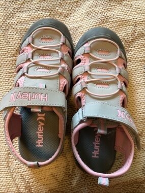 Hurley Kids Gray and Pink Closed-Toe Sport Sandals
